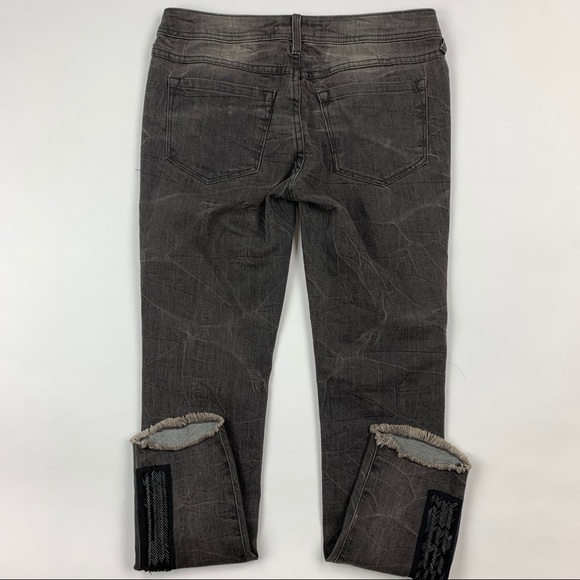 Free People Black Distressed Beaded Jeans Sz 26 - Picture 10 of 14